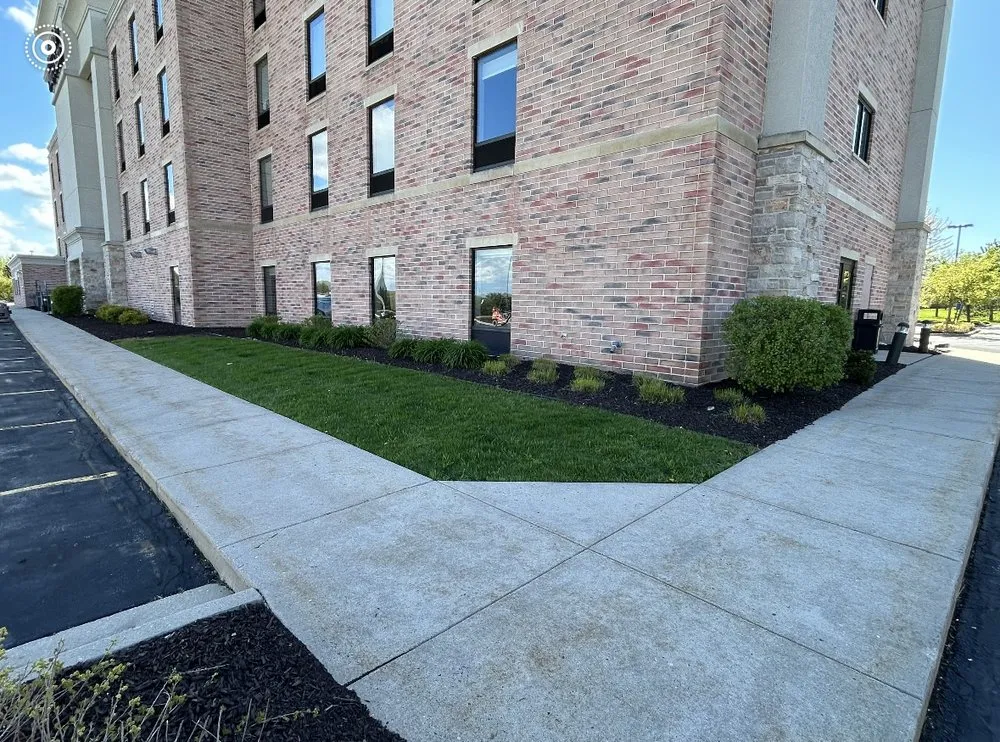 Trusted garden landscaping in Kewaskum, WI by JT's Unique Outdoor Services