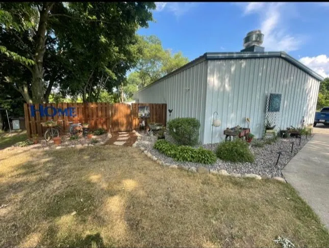 Custom residential landscaping in Kewaskum, WI by JT's Unique Outdoor Services