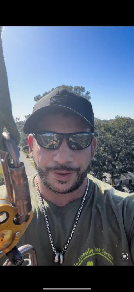 Custom outdoor landscaping for residential properties in Jacksonville, FL by JTS unlimited