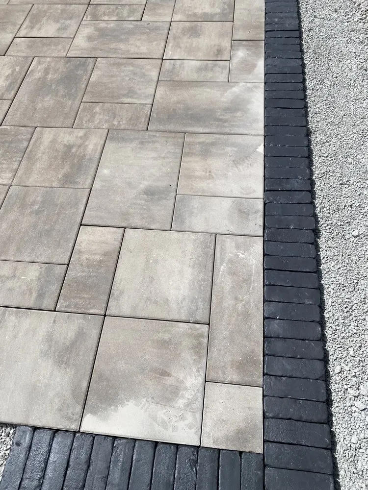 Custom lawn care service in Elgin, IL - Juan C Hardscapes