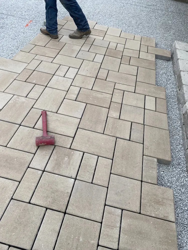 Top-rated landscape installation for beautiful yards in Elgin, IL by Juan C Hardscapes