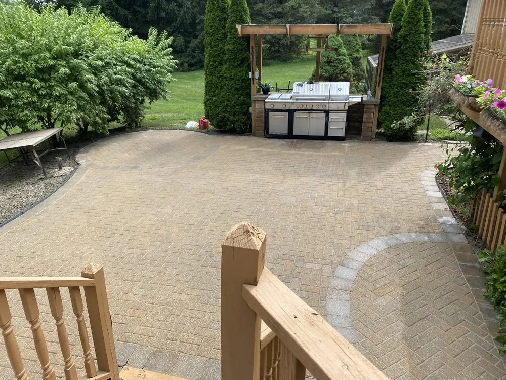 Custom landscaping services in Elgin, IL by Juan C Hardscapes