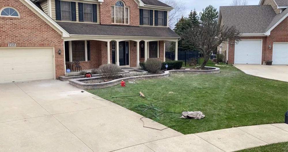 Top-rated yard cleanup service for homes across Elgin, IL - Juan C Hardscapes