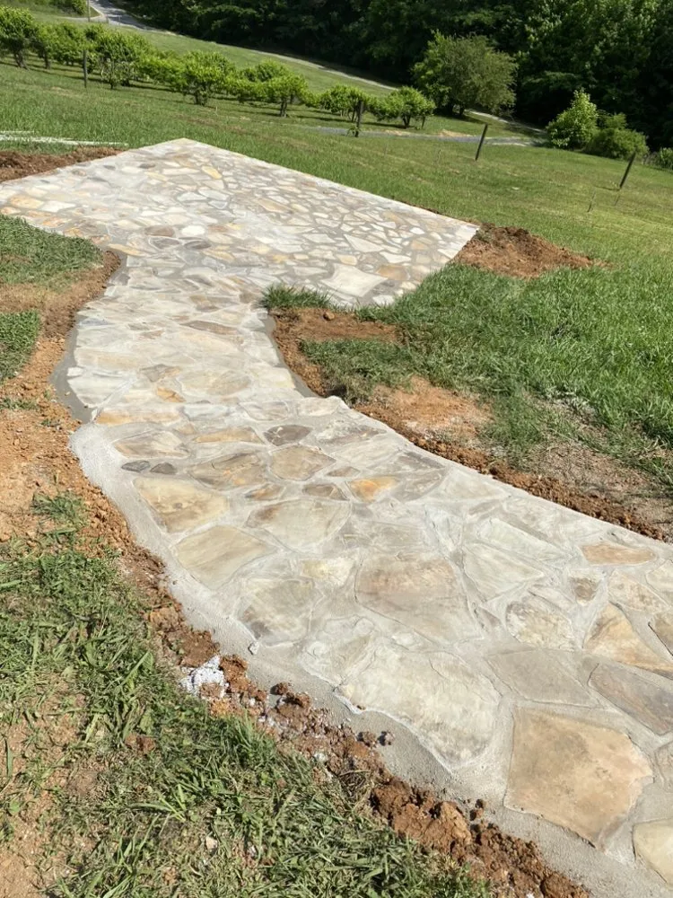 Custom lawn care service in Chattanooga, TN by Juan Concrete & Hardscape