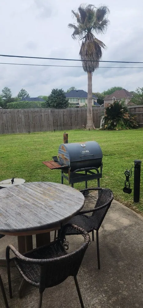 Affordable outdoor landscaping experts serving Houston, TX - Juan Jimenez Landscaping