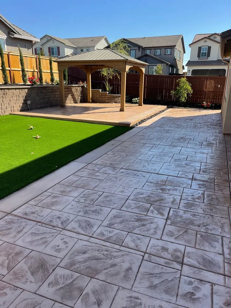 Custom landscape design for year-round maintenance across Sacramento, CA - Juan Landscaping