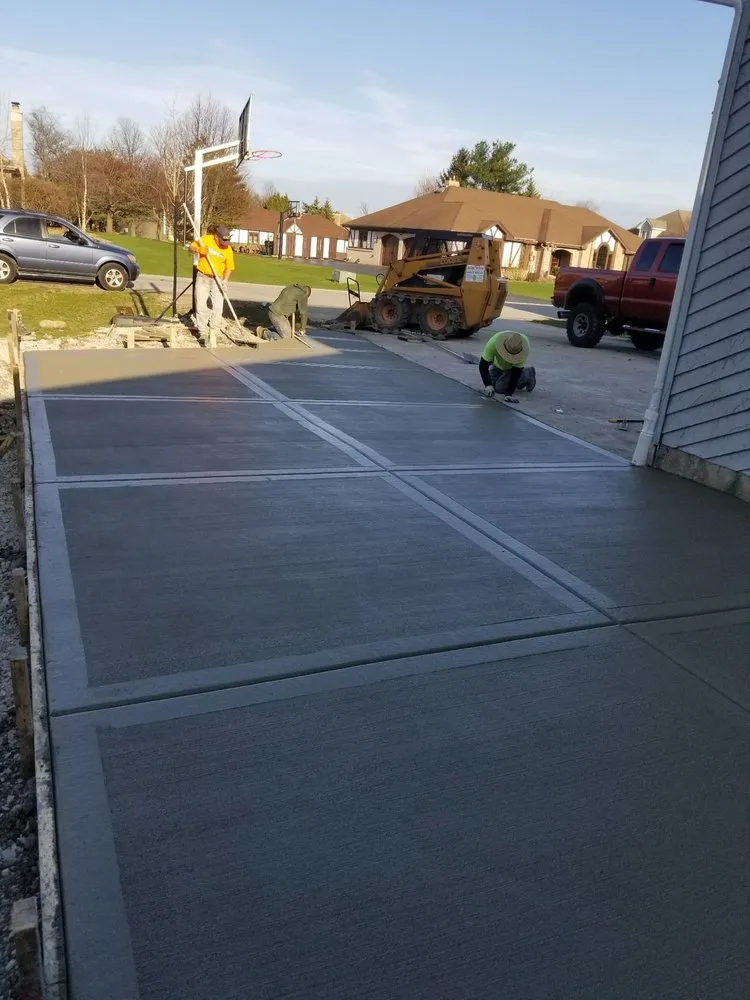 Affordable yard cleanup service for residential properties across Aurora, IL - Juan Lopez Tree Service