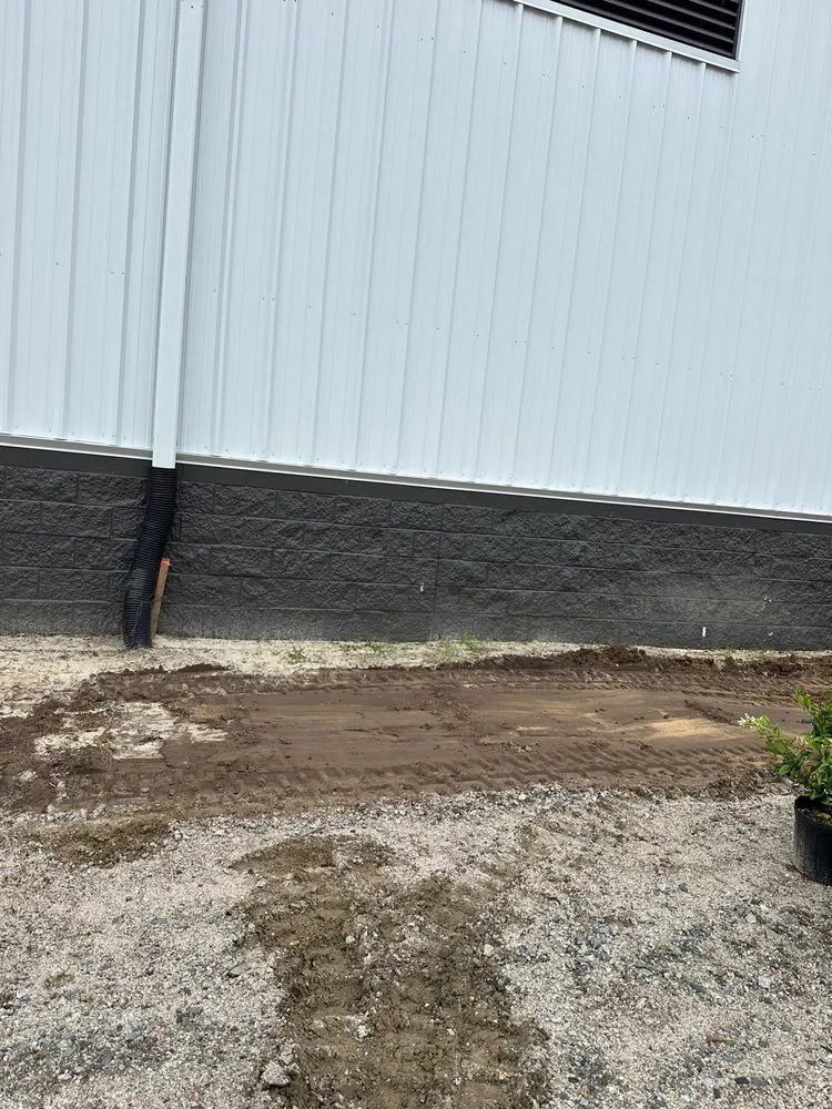 Affordable lawn care service in Lugoff, SC by Juan Mata Lawn Care Services