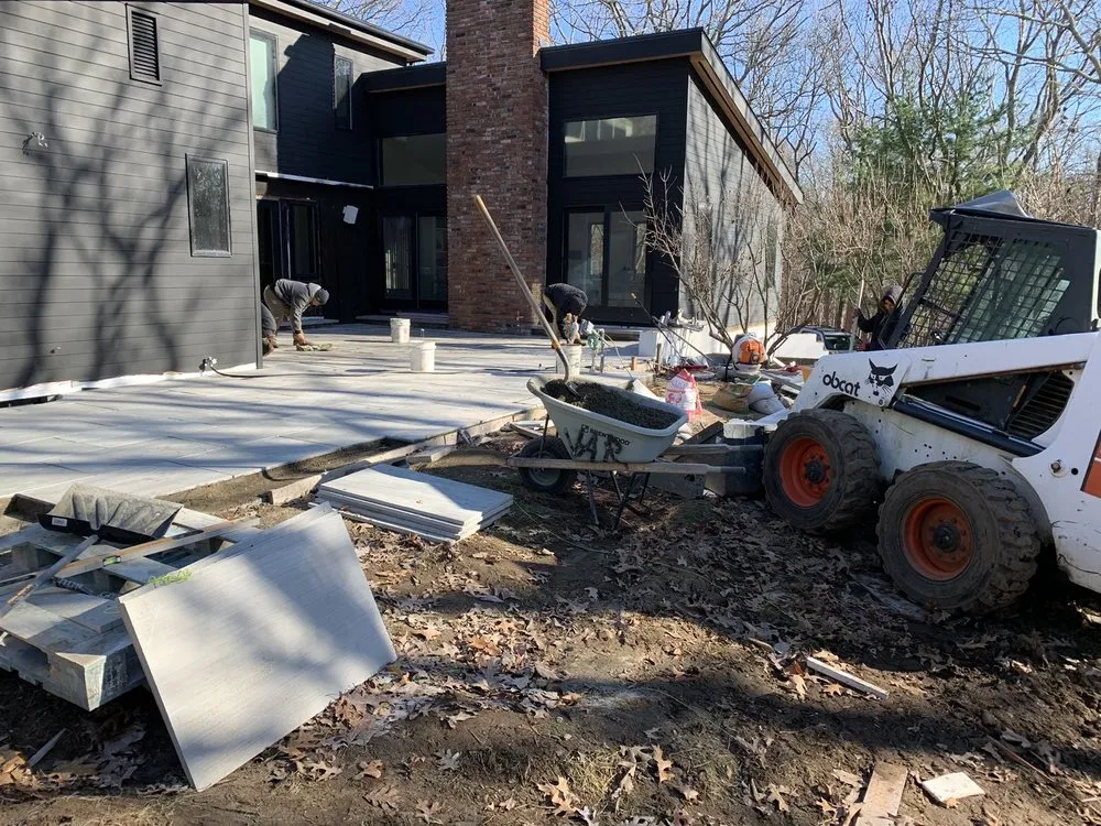 Local garden landscaping near you in East Hampton, NY by Juan Vargas Landscaping