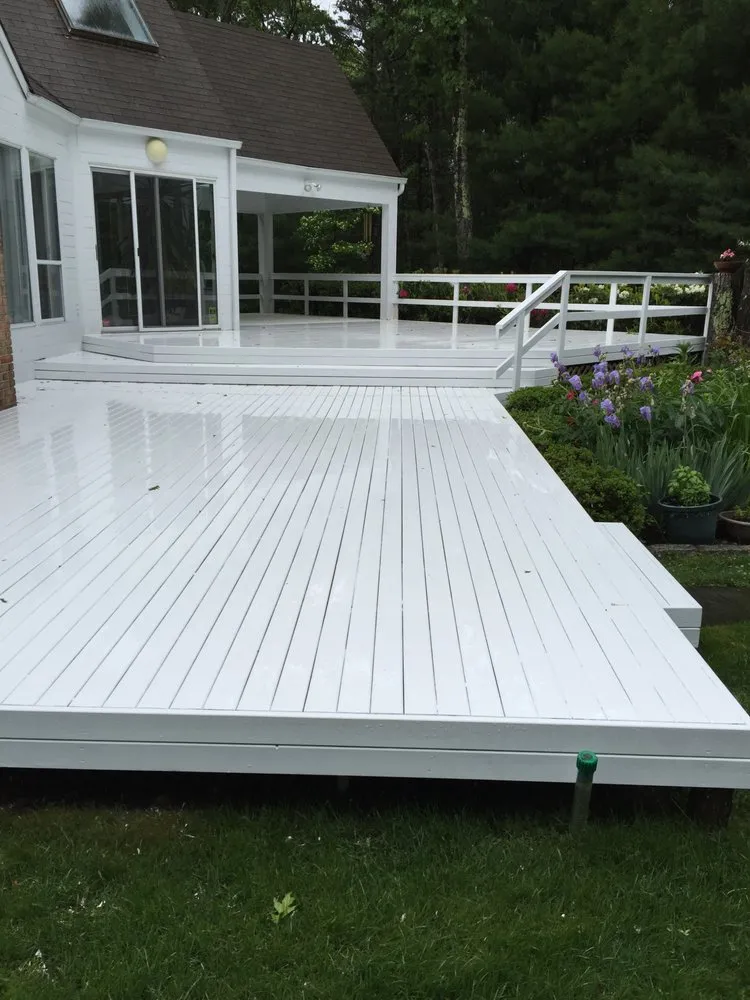 Custom lawn mowing service in East Hampton, NY - Juan Vargas Landscaping