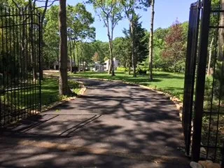 Custom lawn mowing service in East Hampton, NY by Juan Vargas Landscaping