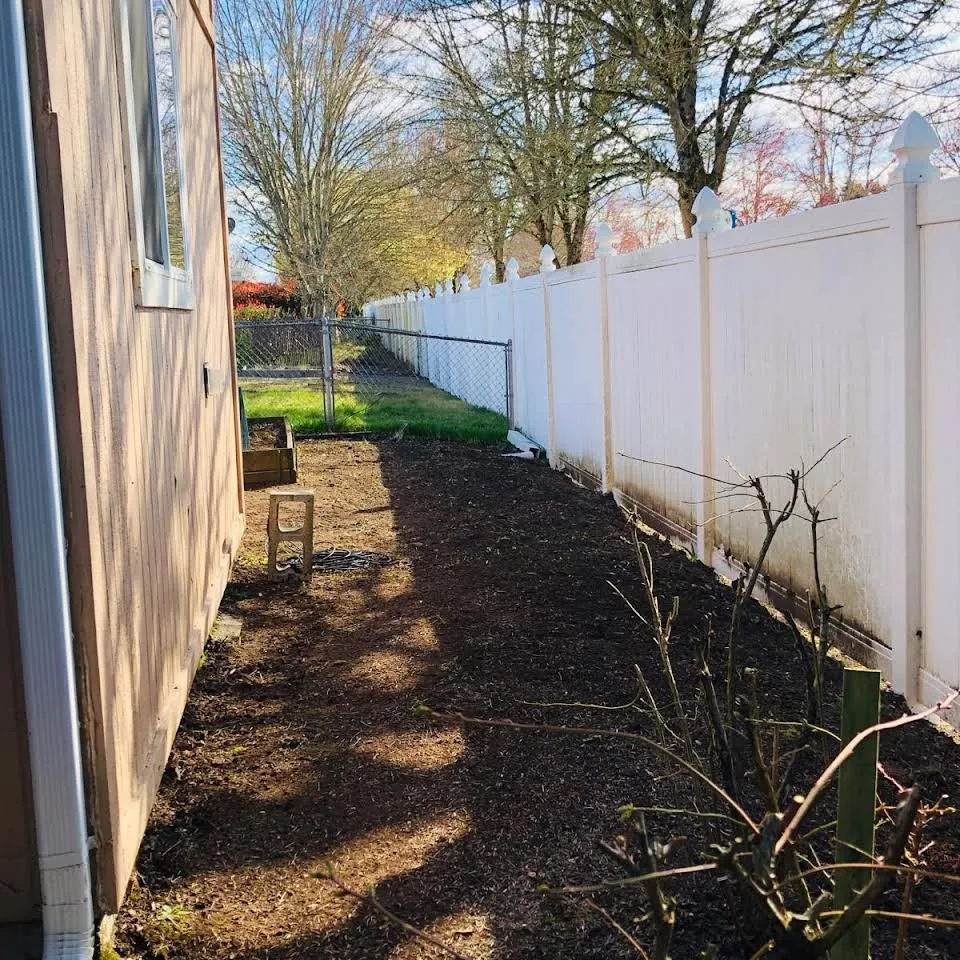 Local landscape installation in Eugene, OR by Juanito's Landscape Service