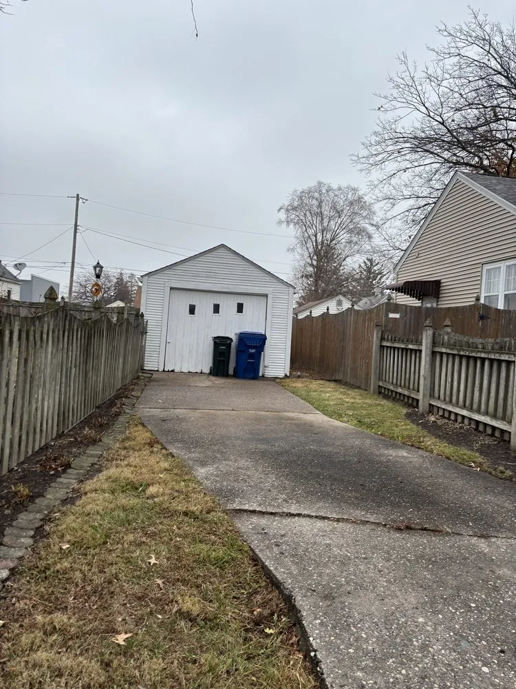 Trusted landscape design with custom design in Davenport, IA by Juan’s & Son Landscaping and More