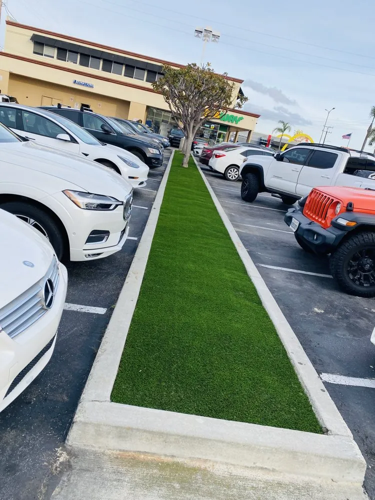 Affordable lawn mowing service in Ontario, CA by Juan's Gardening Service