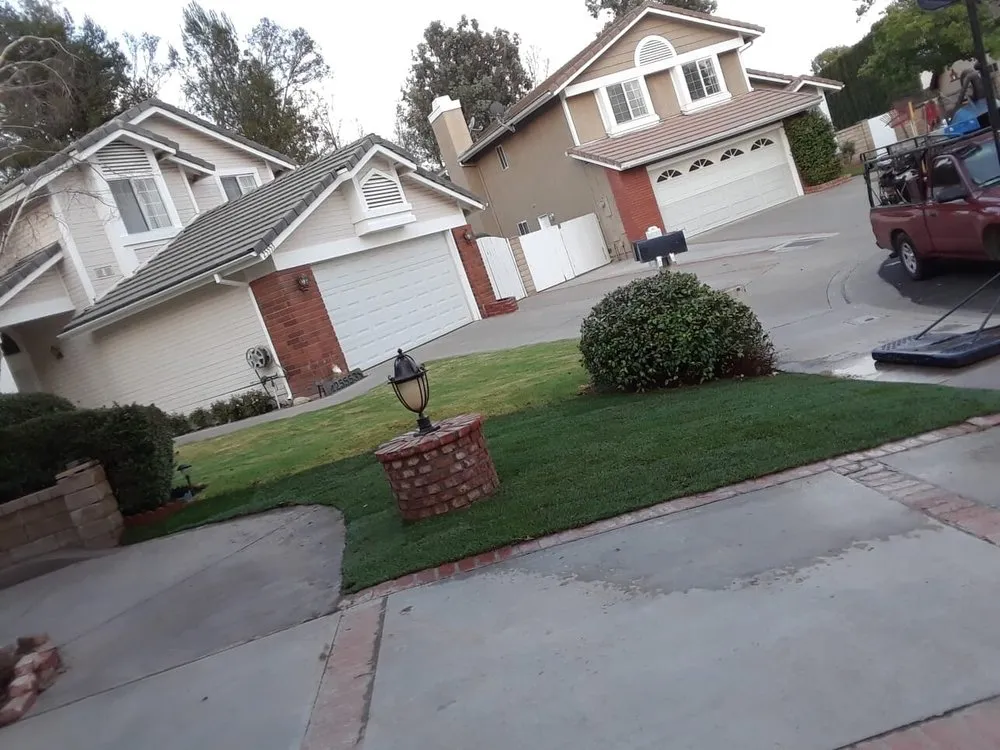 Professional yard cleanup service with custom design across Santa Clarita, CA - Juan's Gardening Service