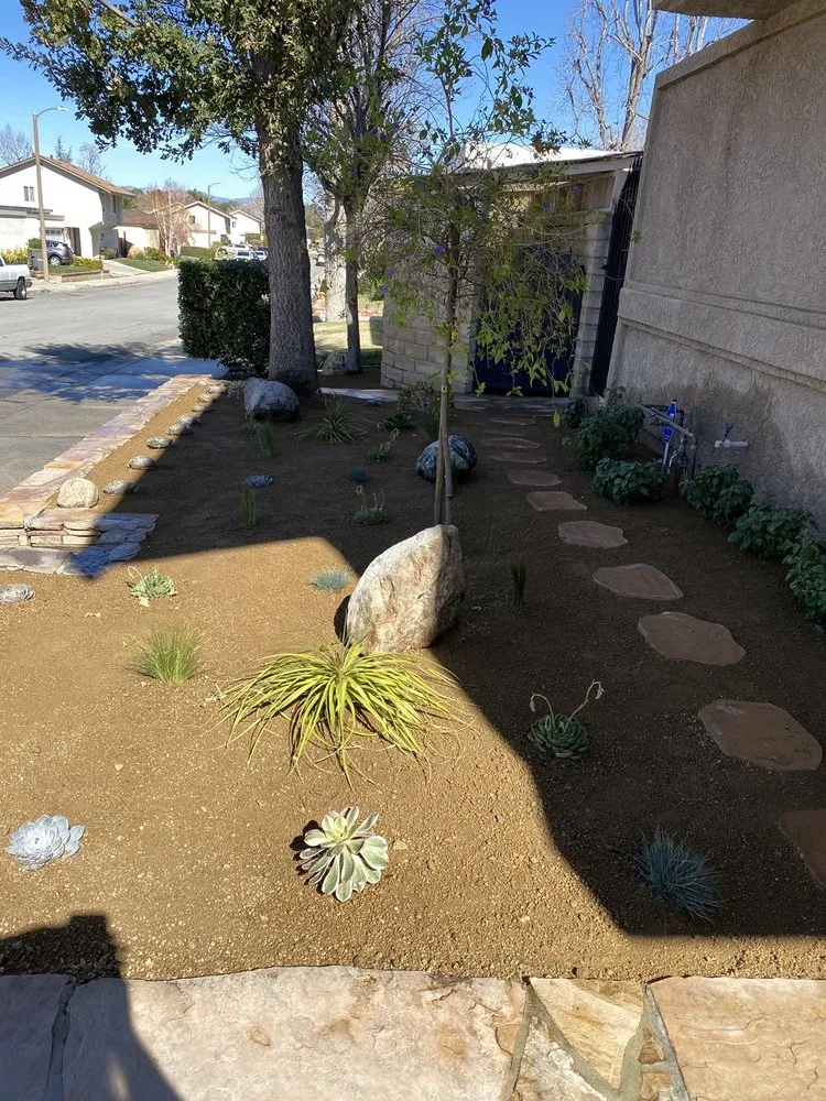 Expert yard maintenance in Santa Clarita, CA by Juan's Gardening Service