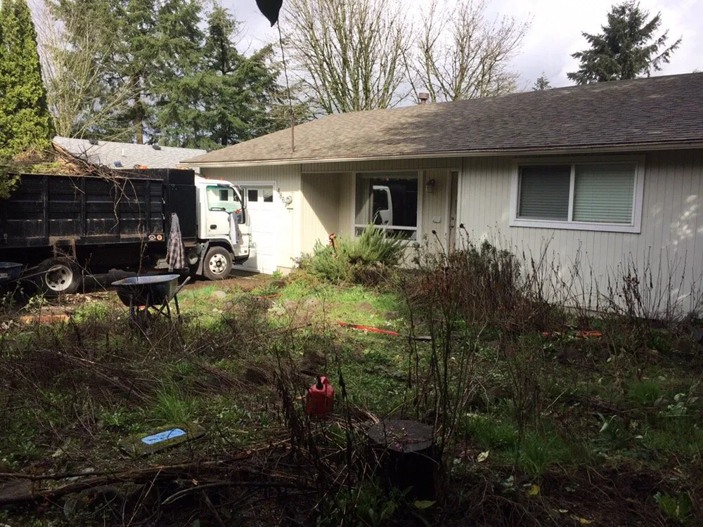 Top-rated lawn mowing service in Tualatin, OR - Juan's Landscape Maintenance