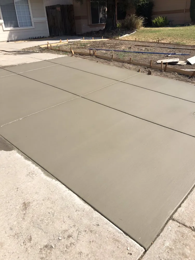 Trusted yard cleanup service for beautiful yards in Modesto, CA by Juan's Landscaping & Gardening Service