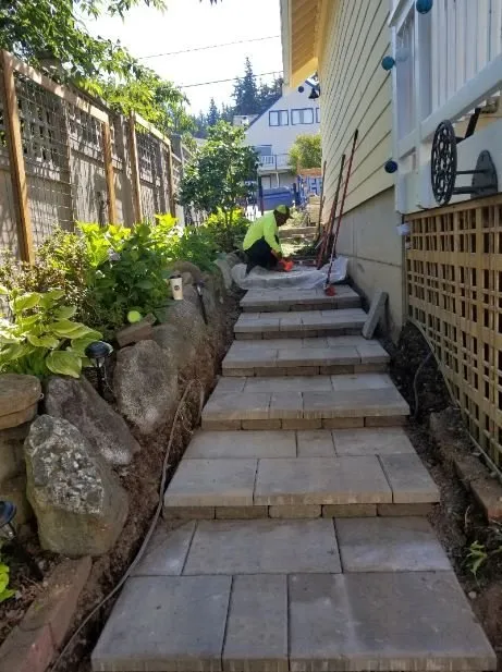 Expert yard maintenance experts serving Bellingham, WA - Juan's Landscaping and Cutting Trees Contractor