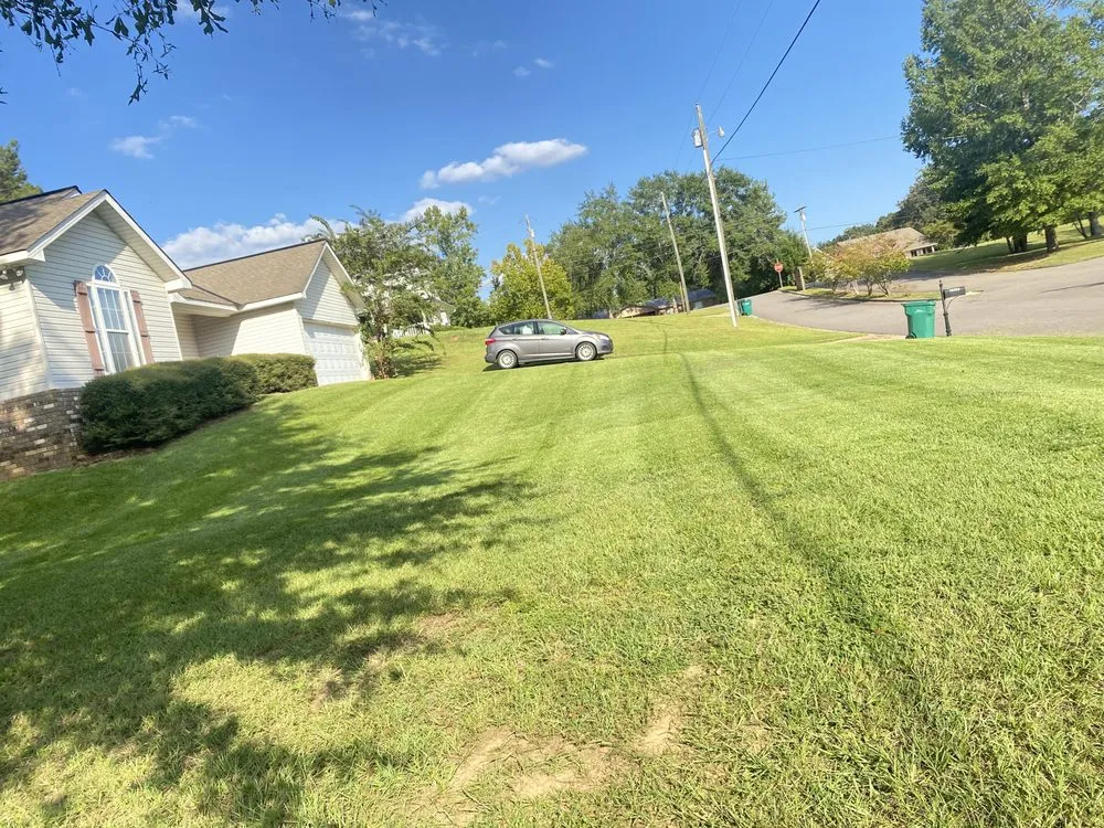 Professional garden landscaping experts serving Northport, AL - Juan’s Lawn Care And Landscaping