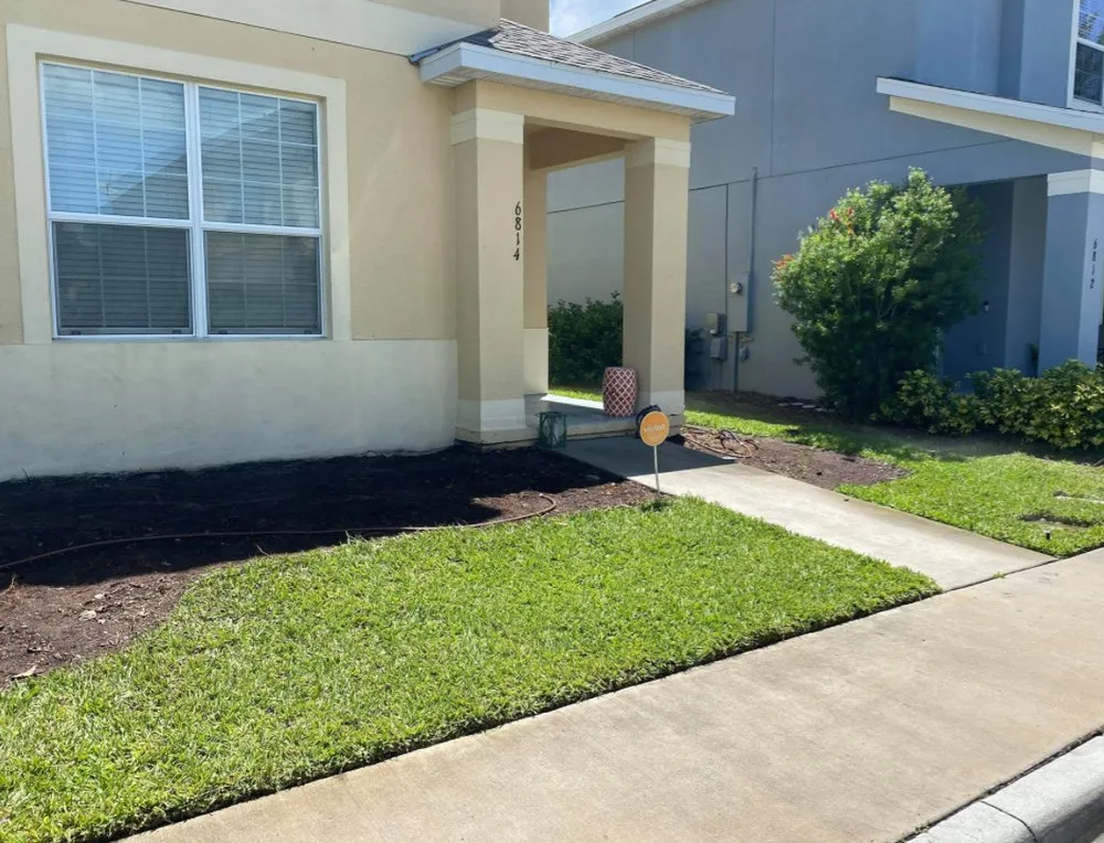 Affordable landscape design with custom design across St. Cloud, FL - Juan's Pressure wash and Lawn care