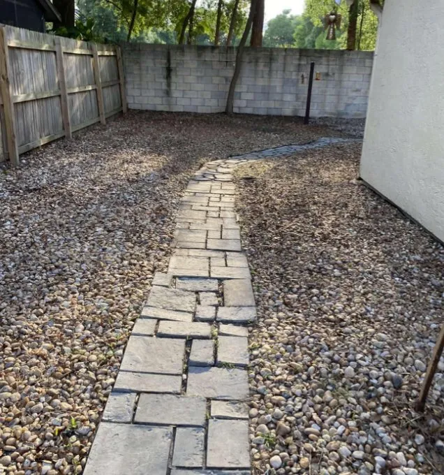 Expert landscaping services experts serving St. Cloud, FL - Juan's Pressure wash and Lawn care