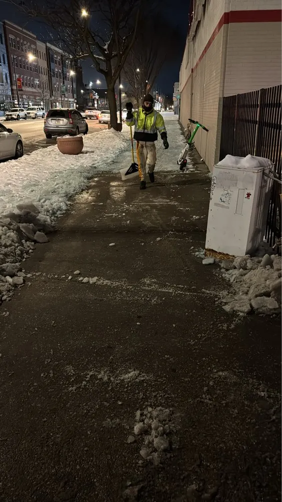 Expert outdoor landscaping in Glenview, IL by Juan’s Professional Landscaping