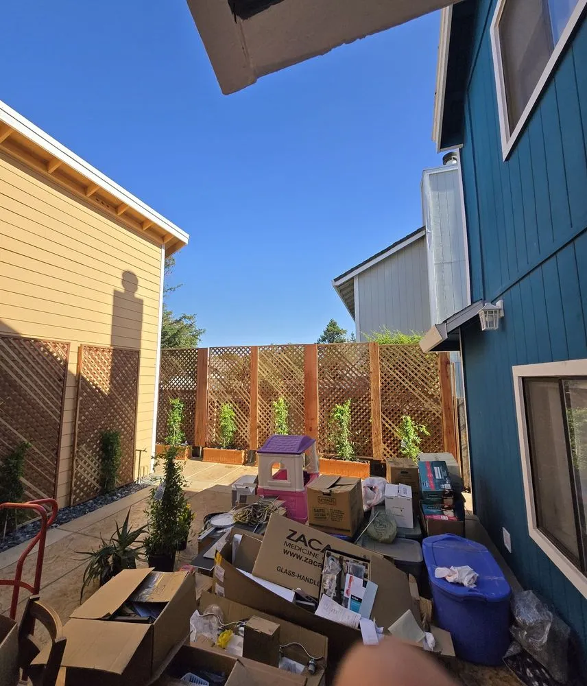 Expert garden landscaping experts serving Sacramento, CA - Juan's Royal Landscape & Maintenance Services