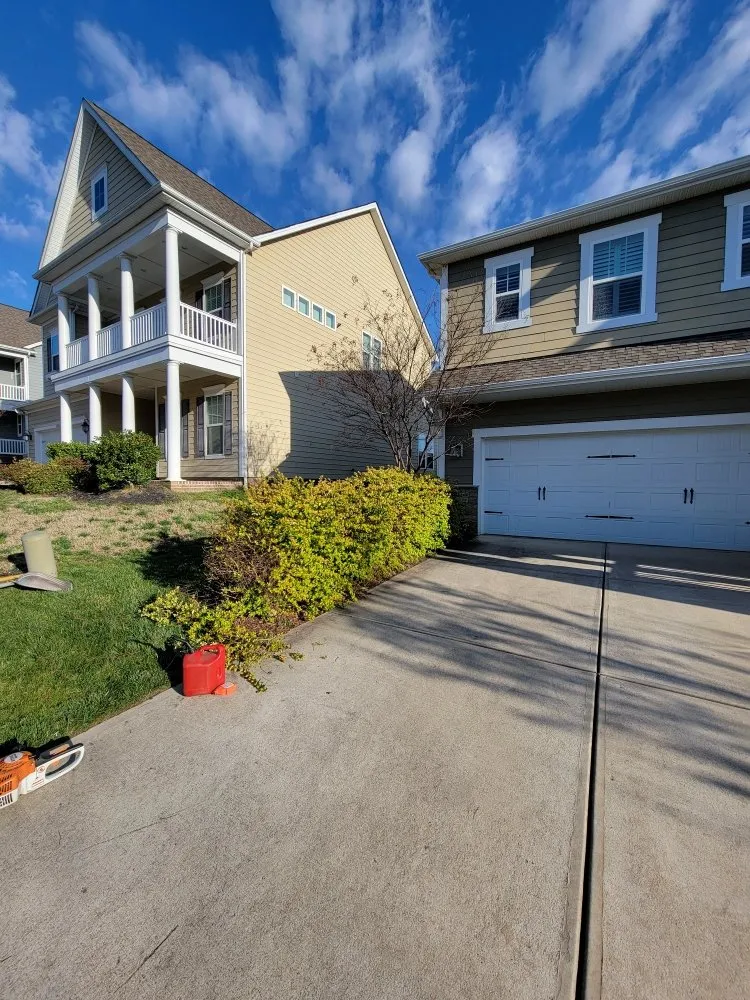 Reliable lawn care service for year-round maintenance in Huntersville, NC by Juarez A&J Landscaping