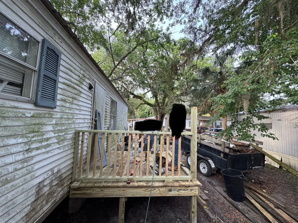 Reliable lawn mowing service experts serving Brunswick, GA - Juarez Carpenter Landscaper