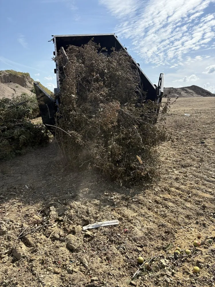 Custom yard maintenance in Minot, ND - Juarez Enterprises