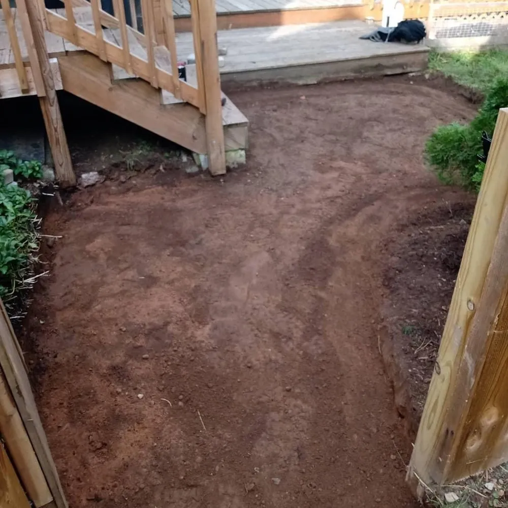 Local residential landscaping for residential properties across Farmington, CT - Juarez General Lawn Services