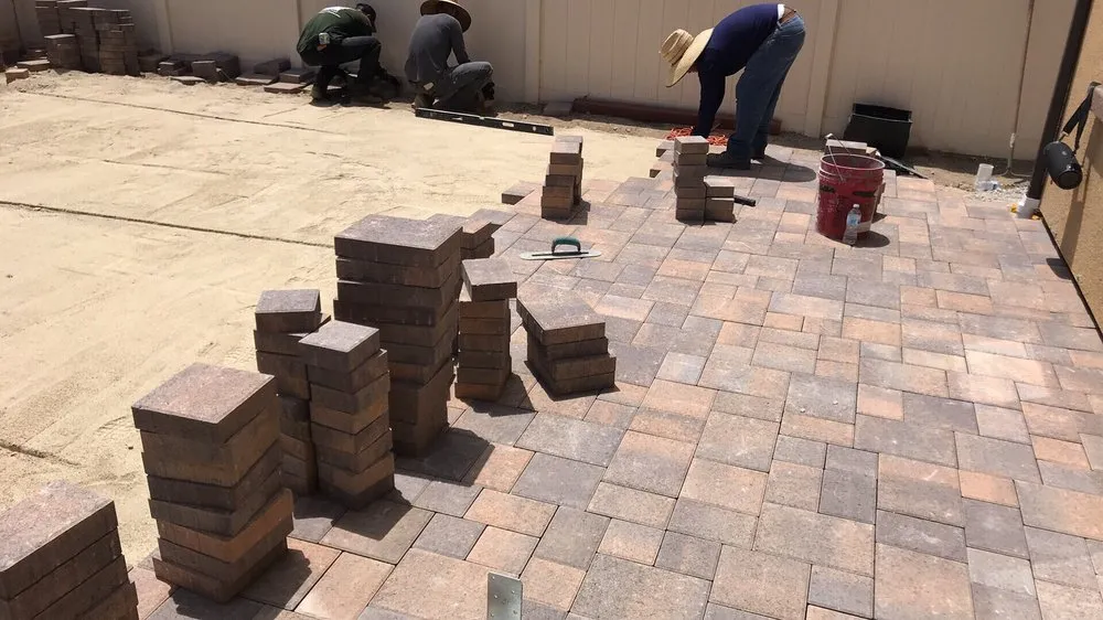 Reliable landscape design for year-round maintenance in Oxnard, CA by Juarez Green Turf & Landscaping