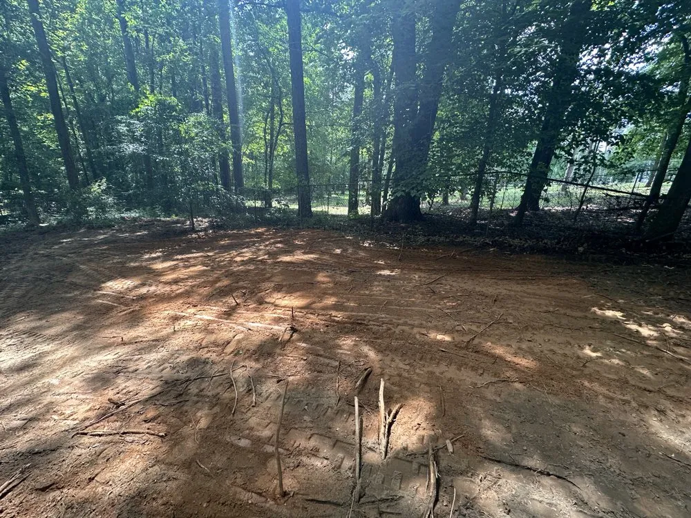 Reliable lawn mowing service experts serving Monroe, GA - Juarez Home Services