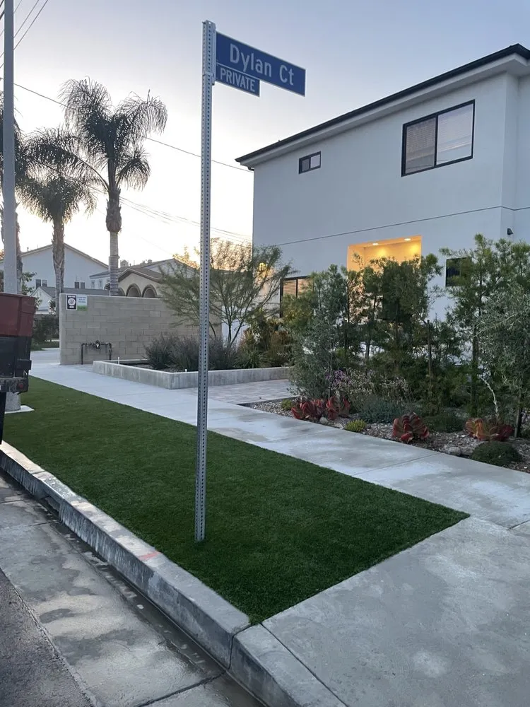 Custom yard cleanup service for beautiful yards in San Fernando, CA by Juarez Landscape