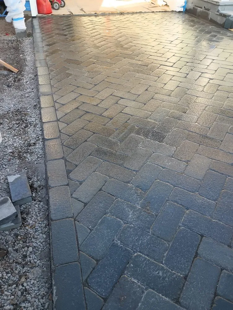 Custom lawn mowing service experts serving San Rafael, CA - Juarez Landscaping Services