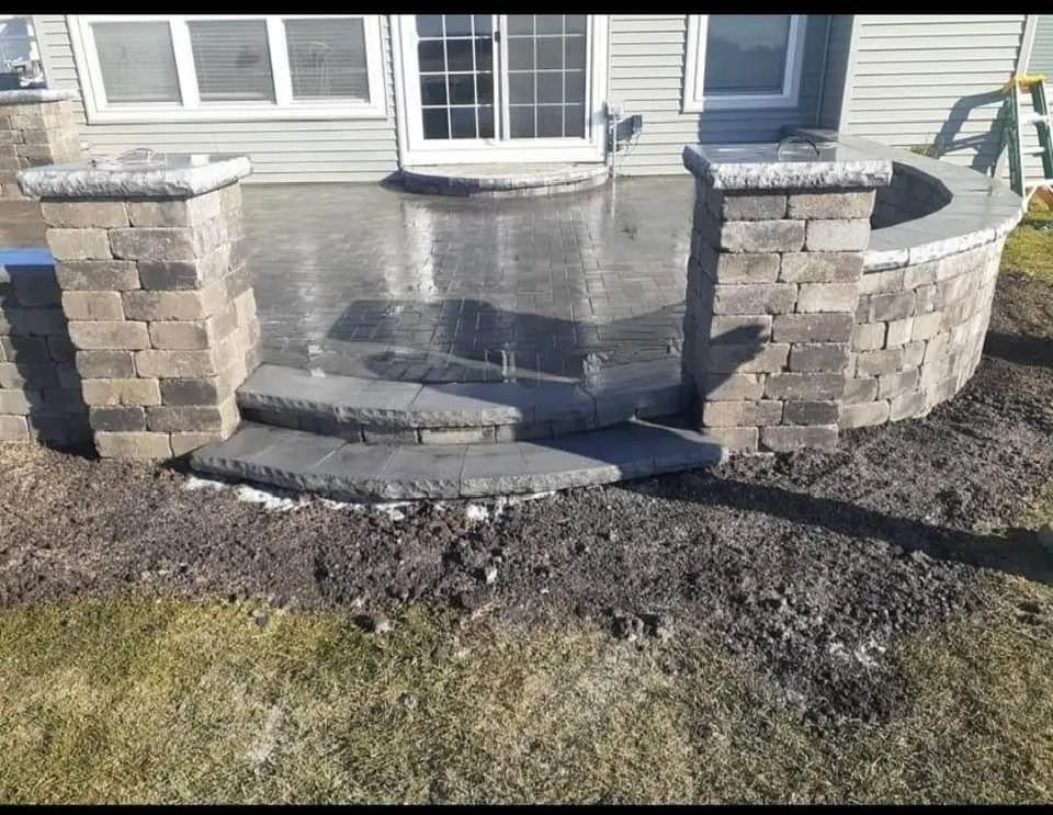 Local outdoor landscaping for beautiful yards in Aurora, IL by Juarez R Professional Brickwork