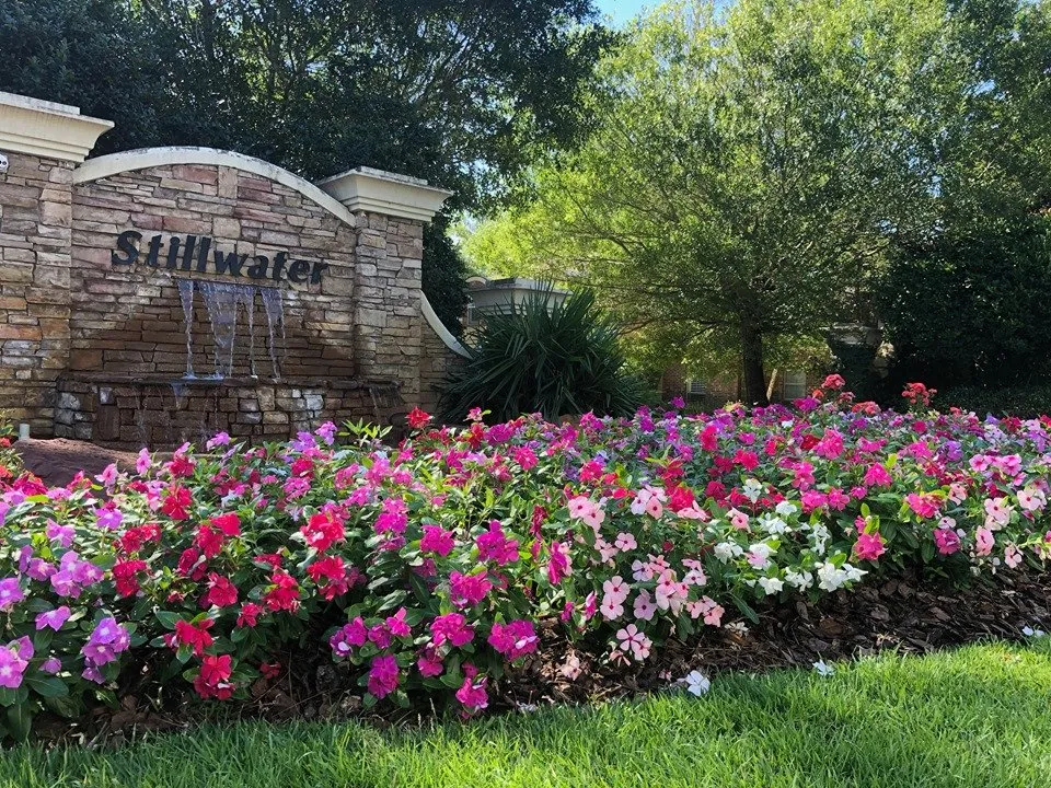 Top-rated lawn mowing service in Mobile, AL by JubileeScape