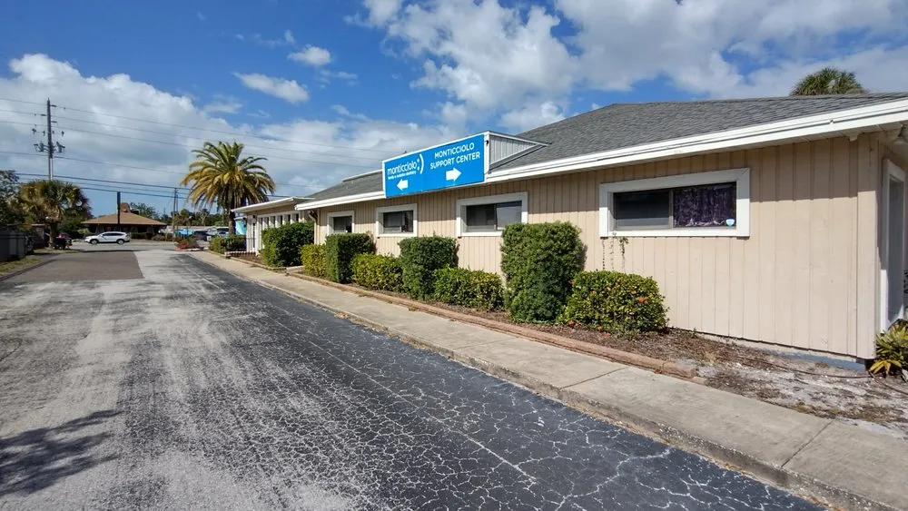 Affordable yard cleanup service in St. Petersburg, FL by Judah's Lawn Care