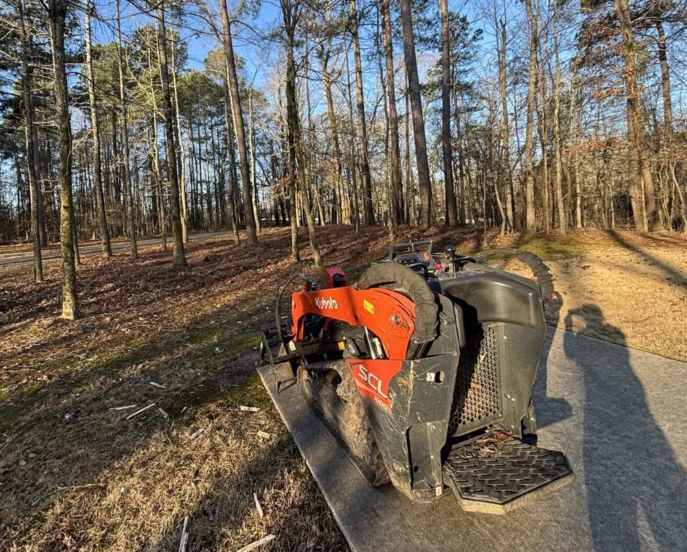 Expert yard cleanup service in Arkadelphia, AR by Judsen Coon Lawn Care