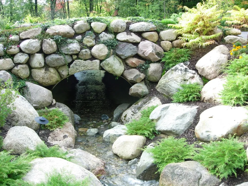 Top-rated yard cleanup service near you in Commerce Township, MI by Juett Associates