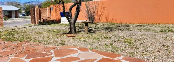 Julian & Juniors Landscaping Logo