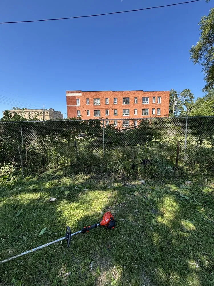 Affordable lawn mowing service near you in Detroit, MI by Julian Lawncare And Maintenance