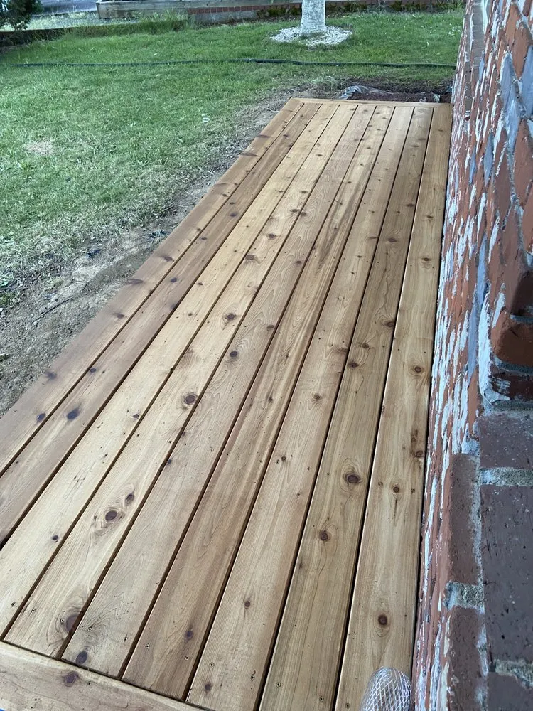 Affordable yard maintenance for residential properties across Woodburn, OR - Julian's Construction & Landscape