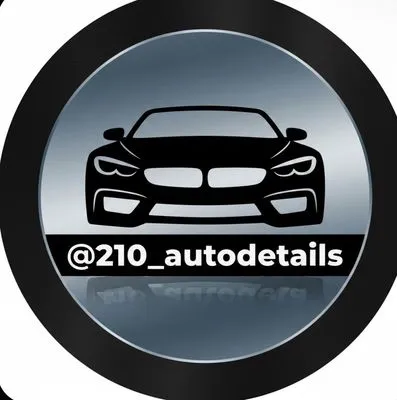 Julians Details Logo