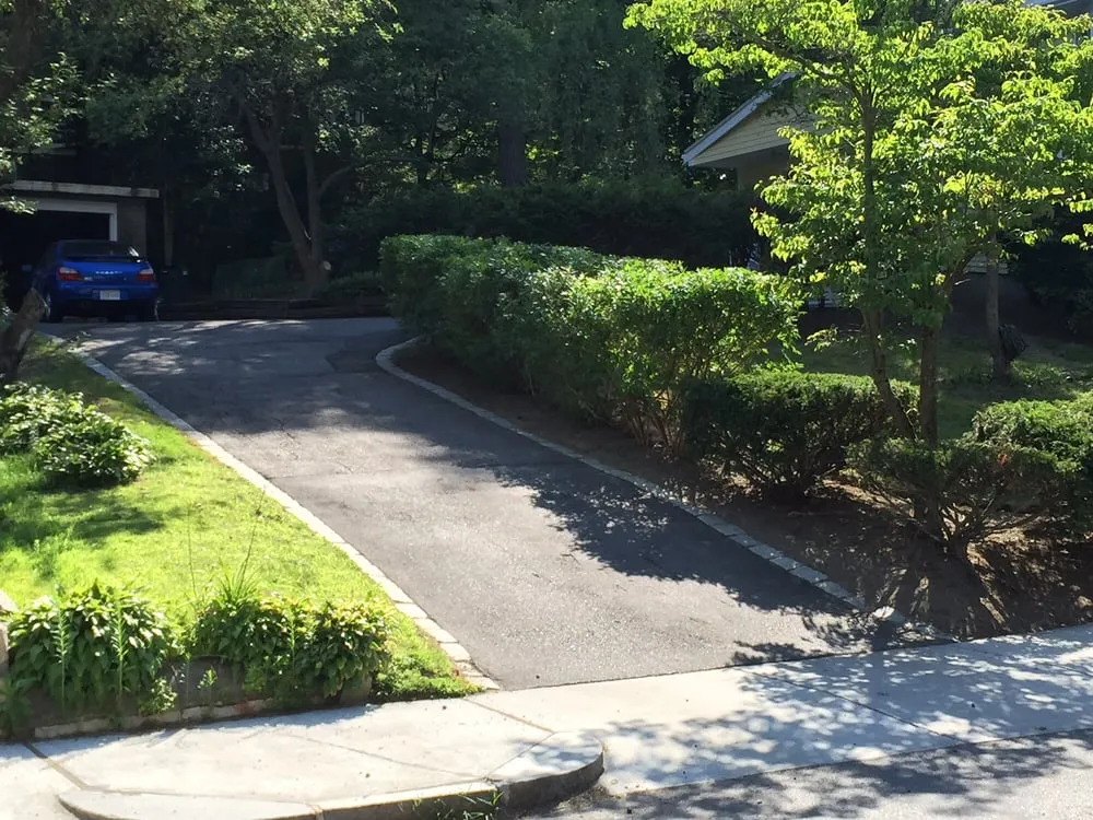 Affordable yard cleanup service in Lunenburg, MA - Julian's Landscaping