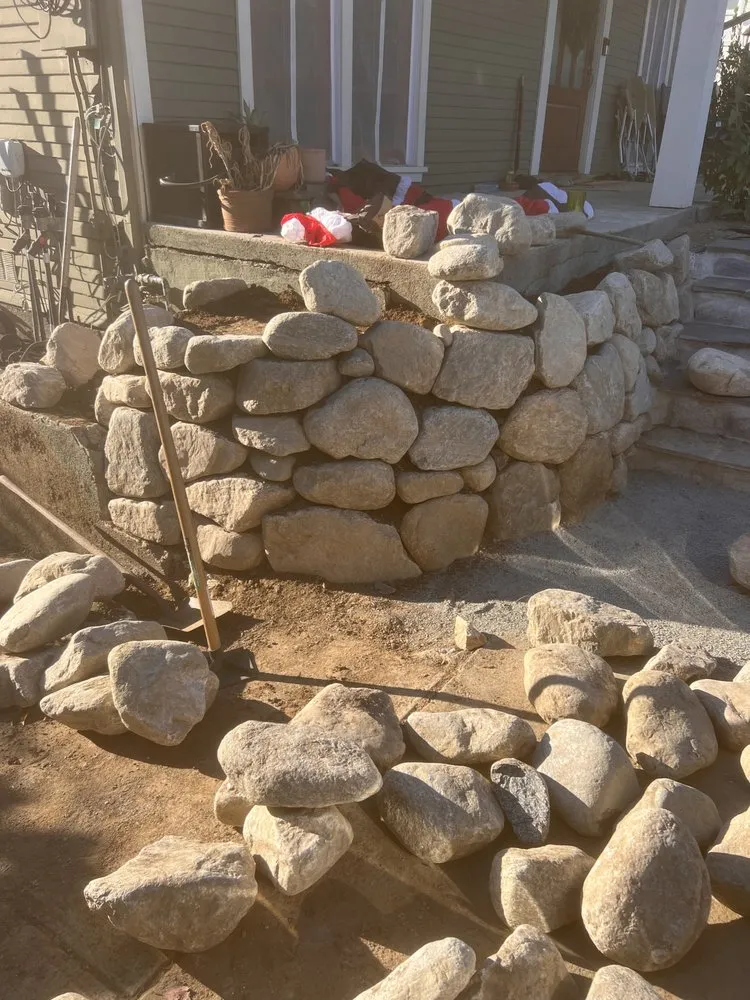 Professional garden landscaping near you in Oxnard, CA by Julian's landscaping