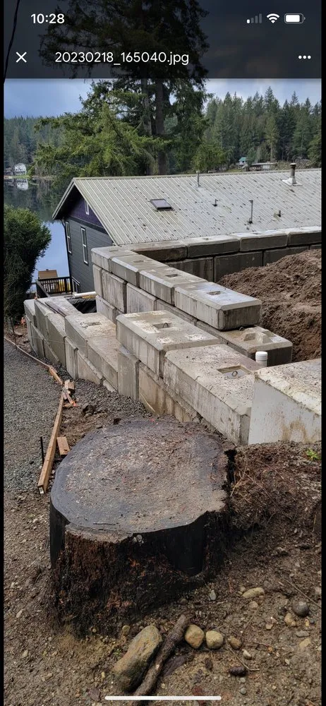 Reliable lawn care service for homes across Auburn, WA - Julians Tj Fencing & Landscaping