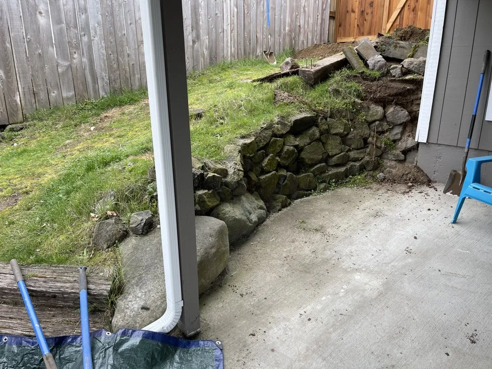 Expert garden landscaping experts serving Auburn, WA - Julians Tj Fencing & Landscaping