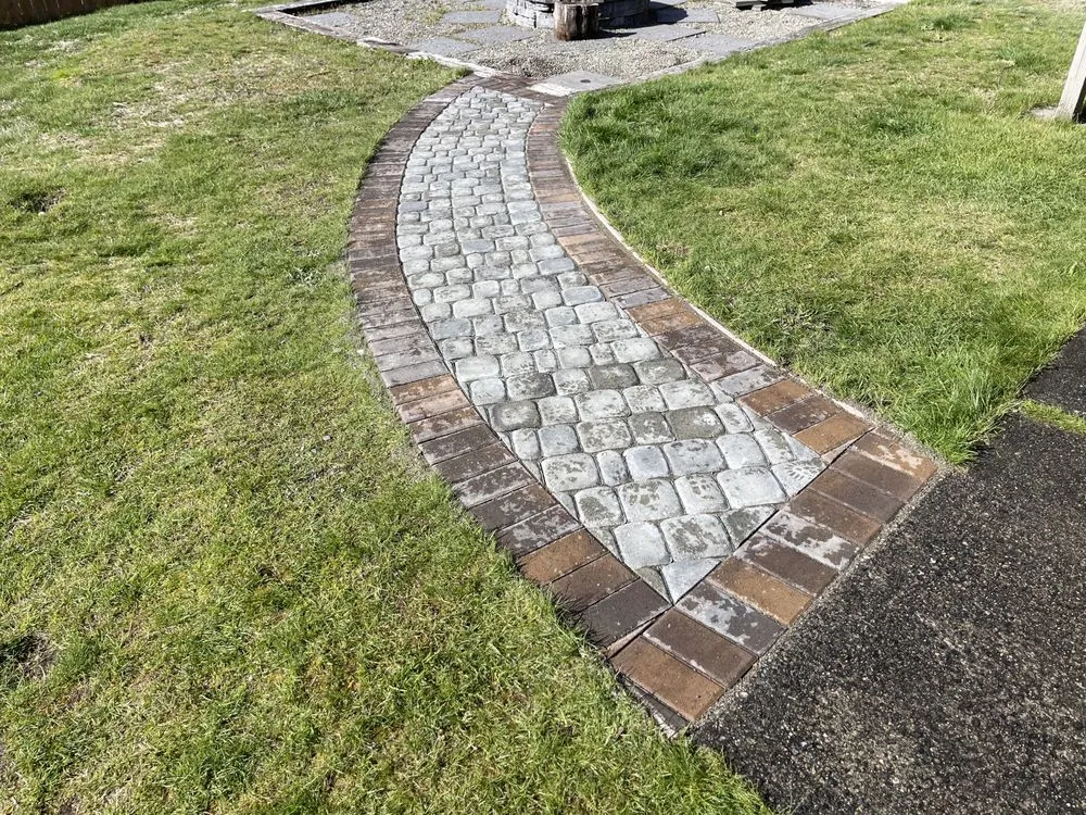 Trusted garden landscaping in Auburn, WA by Julians Tj Fencing & Landscaping